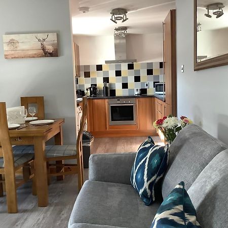 37 Farraline Court, City Centre Apartment Inverness Dış mekan fotoğraf